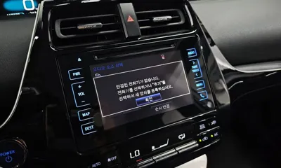 Toyota Prius 2018, 119199 км, за 7410.78 USD - фото 17