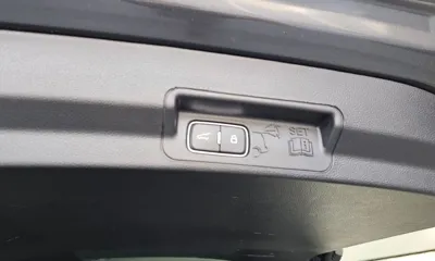 Ford Explorer 2020, 97993 км, за 15097.81 USD - фото 27