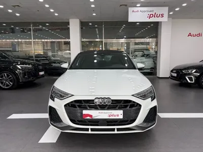 Audi A3 2025, 5444 км, за 20060.85 USD