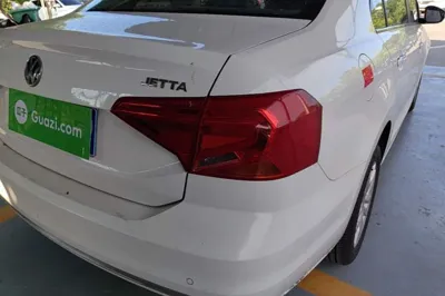 Volkswagen Jetta 2017, 95800 км, за 5198 USD - фото 9