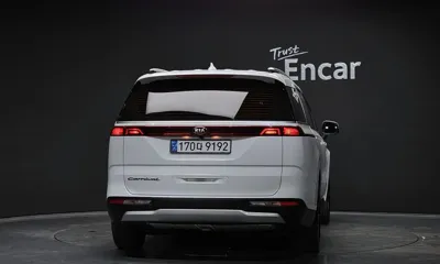Kia Canival 2021, 64893 км, за 15666.33 USD