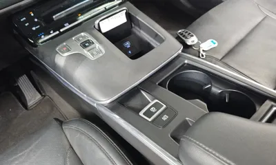 Hyundai Grandeur 2020, 131095 км, за 13046.35 USD - фото 9