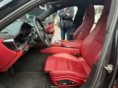Porsche Panamera 2022, 30000 км, за 98897.45 USD