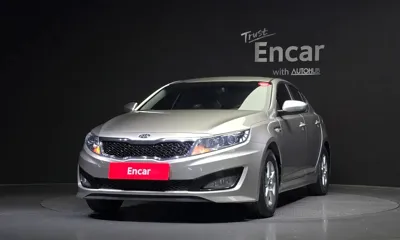 Kia K5 2013, 62847 км, за 3811.08 USD