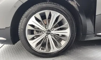 Kia K8 2023, 19217 км, за 17707.3 USD