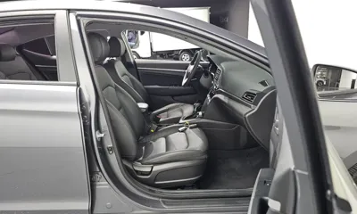 Hyundai Avante 2020, 87241 км, за 8589.36 USD - фото 12