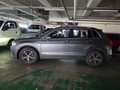 Volkswagen Tiguan 2020, 153478 км, за 12481.31 USD