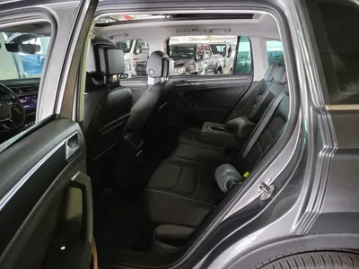 Volkswagen Tiguan 2020, 153478 км, за 12481.31 USD - фото 7