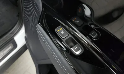 Kia Niro 2020, 28539 км, за 13544.76 USD - фото 19