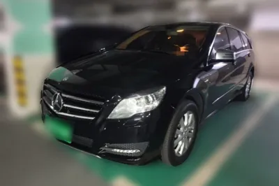 Mercedes-Benz R-Class · 2017 год