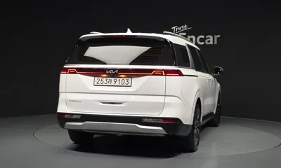 Kia Canival 2023, 29242 км, за 16588.62 USD