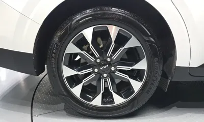 Kia Canival 2023, 29242 км, за 16588.62 USD