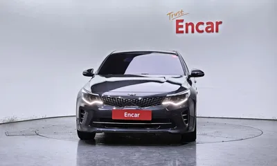 Kia K5 2017, 140322 км, за 5342.02 USD
