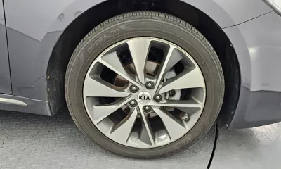 Kia K5 2017, 140322 км, за 5342.02 USD