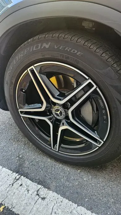 Mercedes-Benz GLC-Class 2022, 37000 км, за 31508.47 USD