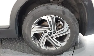Hyundai Santafe 2023, 152507 км, за 11920.52 USD