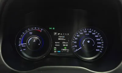 Hyundai Grandeur 2016, 176421 км, за 4726.27 USD - фото 8