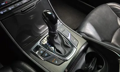 Hyundai Grandeur 2016, 176421 км, за 4726.27 USD - фото 9