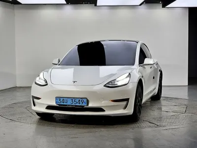 Tesla Model 3 2020, 203288 км, за 11634.06 USD