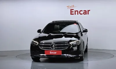 Mercedes-Benz E-Class 2022, 45710 км, за 24980.51 USD