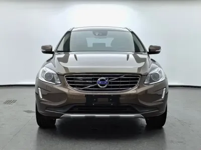 Volvo XC60 2017, 29000 км, за 11625.33 USD