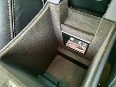 Volvo XC60 2017, 29000 км, за 11625.33 USD - фото 28