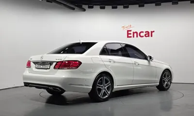 Mercedes-Benz E-Class 2016, 116380 км, за 8861.76 USD