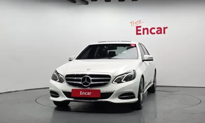 Mercedes-Benz E-Class 2016, 116380 км, за 8861.76 USD