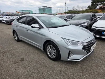 Hyundai Avante 2019, 111371 км, за 6830.61 USD