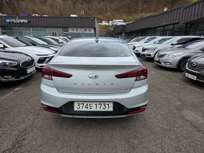 Hyundai Avante 2019, 111371 км, за 6830.61 USD