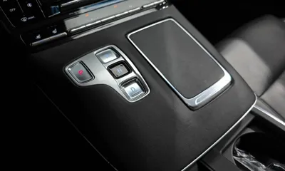 Hyundai Grandeur 2020, 78924 км, за 16901.77 USD - фото 9