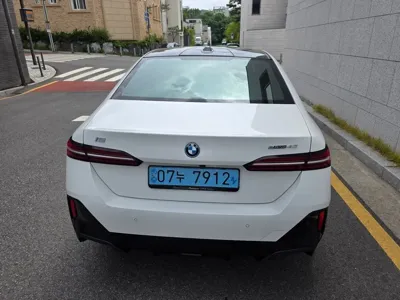 BMW i5 2024, 54100 км, за 40993.83 USD