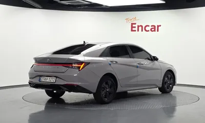 Hyundai Avante 2023, 27092 км, за 17986.08 USD