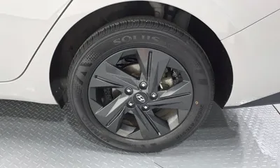 Hyundai Avante 2023, 27092 км, за 17986.08 USD - фото 21