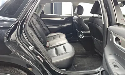 Hyundai Grandeur 2022, 53070 км, за 16026.48 USD - фото 12