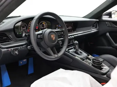 Porsche 911 2026, 15 км, за 228476.63 USD - фото 7