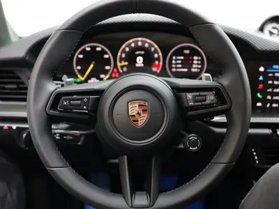 Porsche 911 2026, 15 км, за 228476.63 USD - фото 13