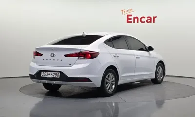 Hyundai Avante 2020, 102104 км, за 8664.83 USD