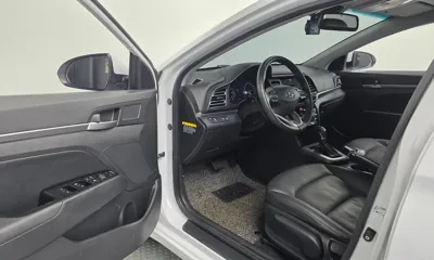 Hyundai Avante 2020, 102104 км, за 8664.83 USD - фото 10
