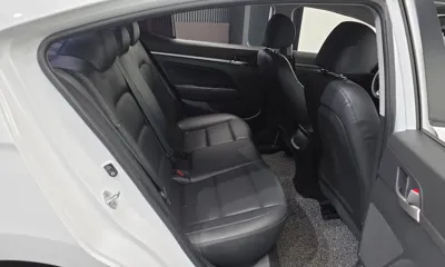 Hyundai Avante 2020, 102104 км, за 8664.83 USD - фото 11