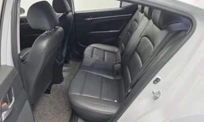 Hyundai Avante 2020, 102104 км, за 8664.83 USD - фото 12