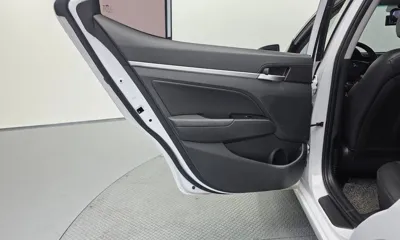 Hyundai Avante 2020, 102104 км, за 8664.83 USD - фото 25