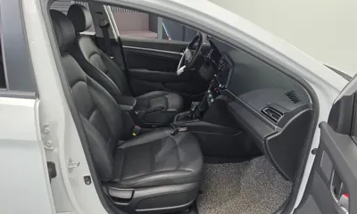 Hyundai Avante 2020, 102104 км, за 8664.83 USD - фото 26