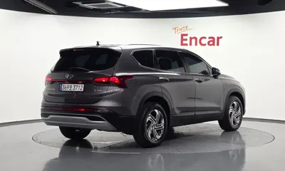 Hyundai Santafe 2023, 50212 км, за 14866.48 USD