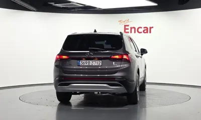 Hyundai Santafe 2023, 50212 км, за 14866.48 USD