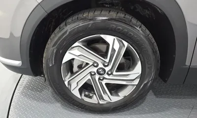 Hyundai Santafe 2023, 50212 км, за 14866.48 USD