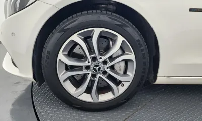 Mercedes-Benz C-Class 2018, 61996 км, за 12669.83 USD