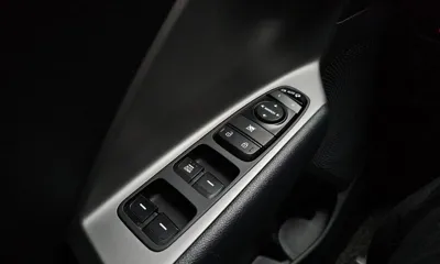 Kia Niro 2018, 82220 км, за 9518.18 USD - фото 31