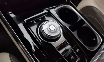 Kia Canival 2023, 24013 км, за 23509.91 USD - фото 9