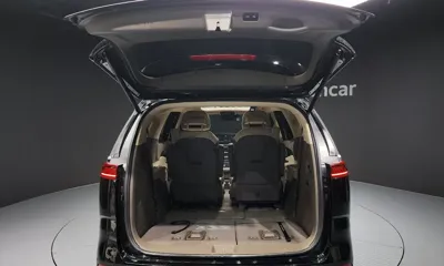 Kia Canival 2023, 24013 км, за 23509.91 USD - фото 20
